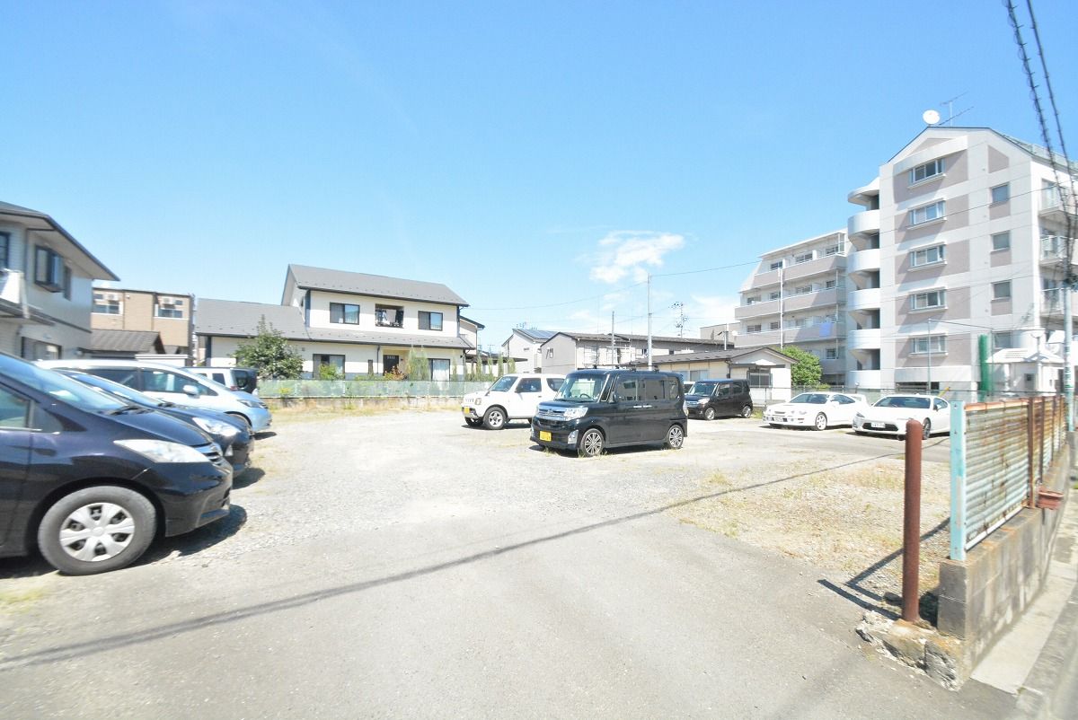 及川駐車場の外観・駐車場イメージ1枚目