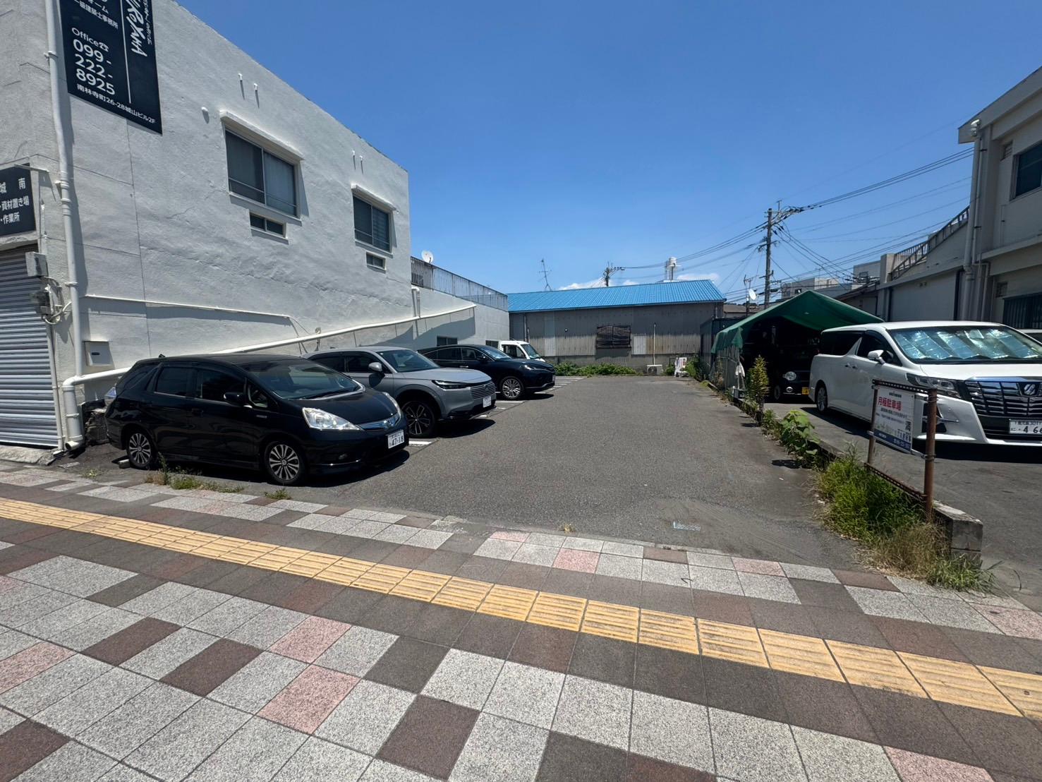 城南町月極駐車場の外観・駐車場イメージ1枚目