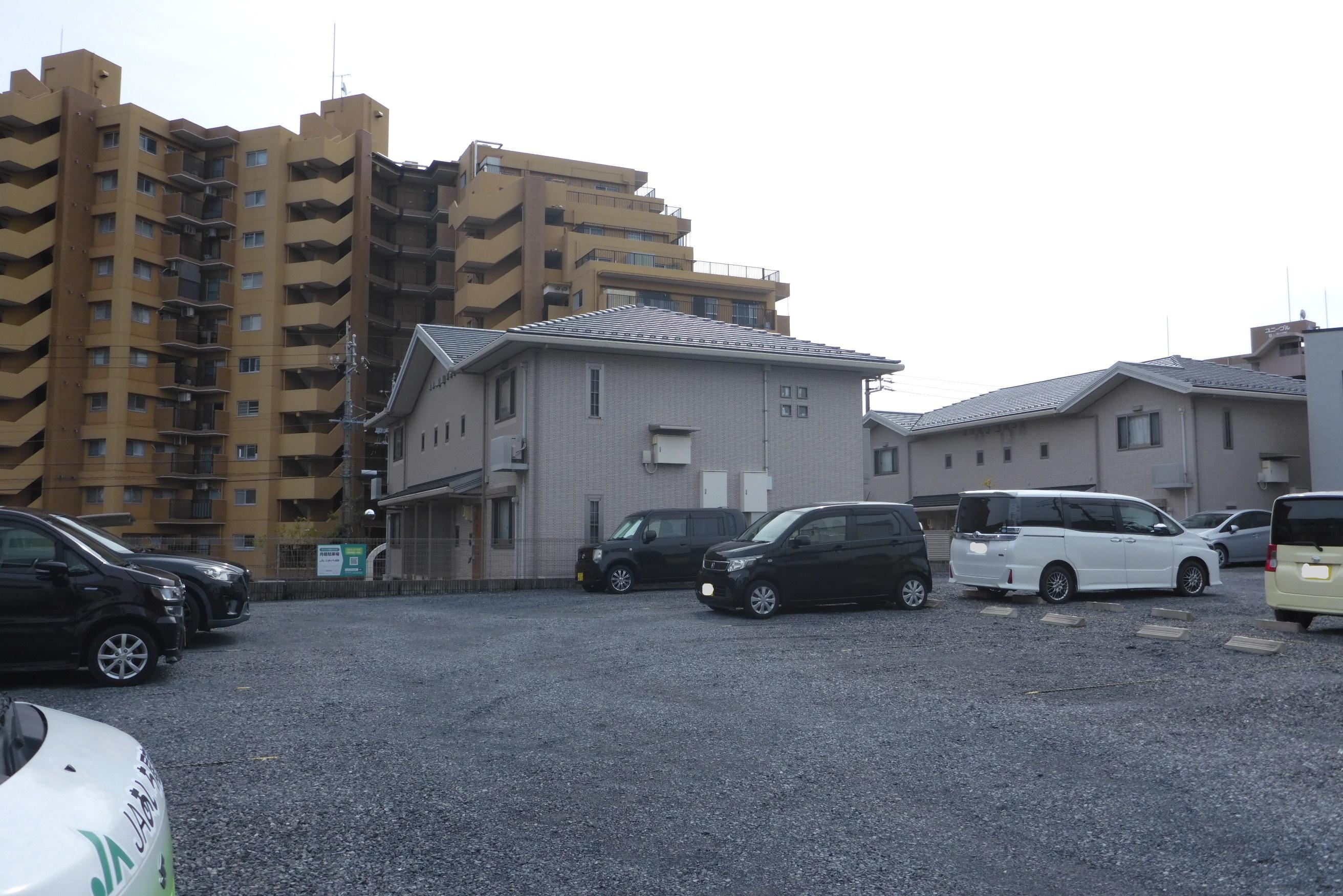 根の神駐車場の外観・駐車場イメージ2枚目