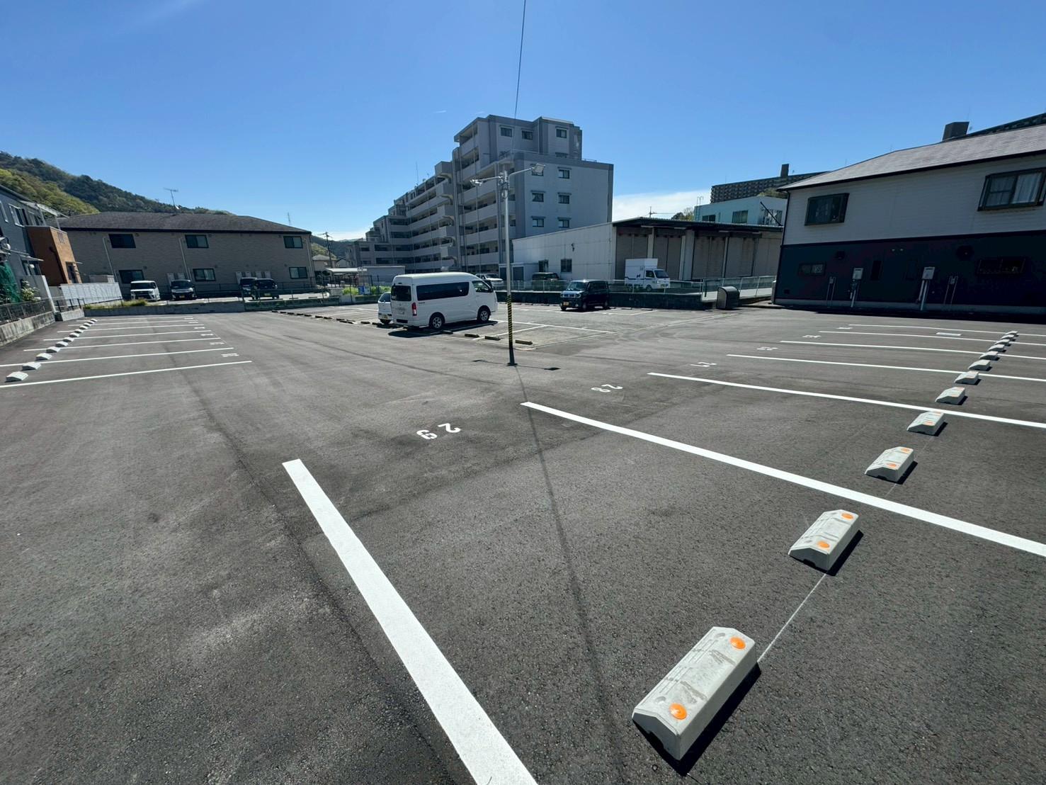 小西駐車場の外観・駐車場イメージ3枚目