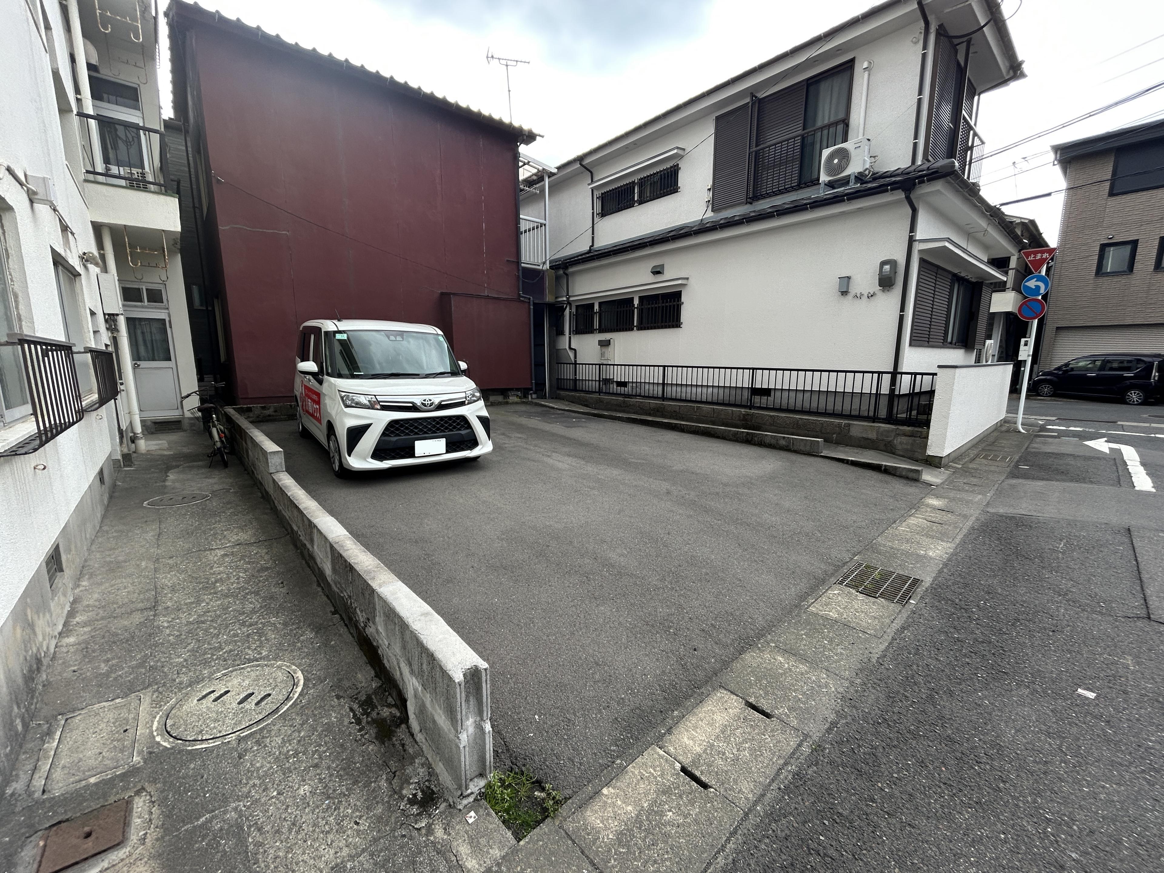 濵田駐車場(甲突町)の外観・駐車場イメージ1枚目