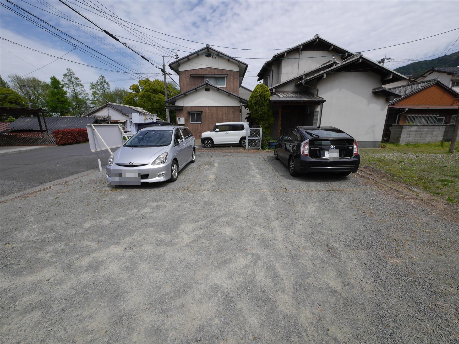 ジョイフル東川頭NO,2駐車場の外観・駐車場イメージ2枚目
