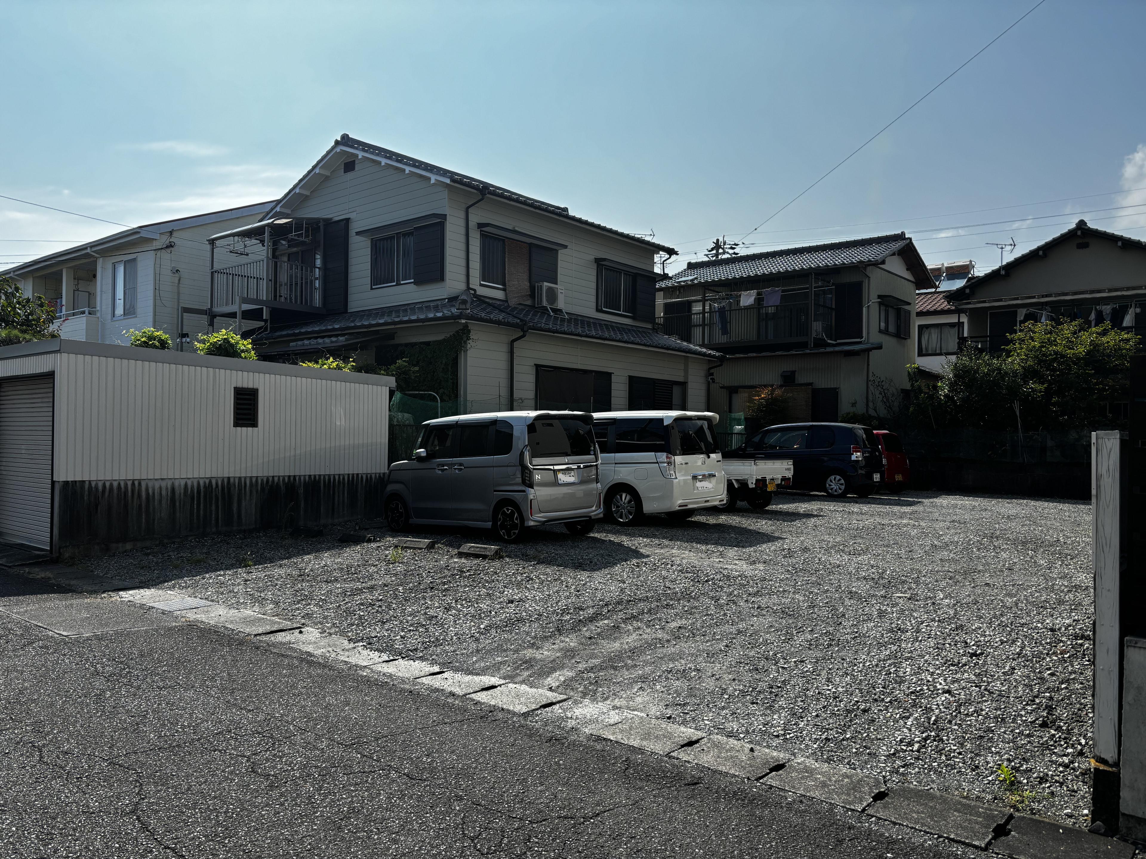 17030駐車場の外観・駐車場イメージ2枚目