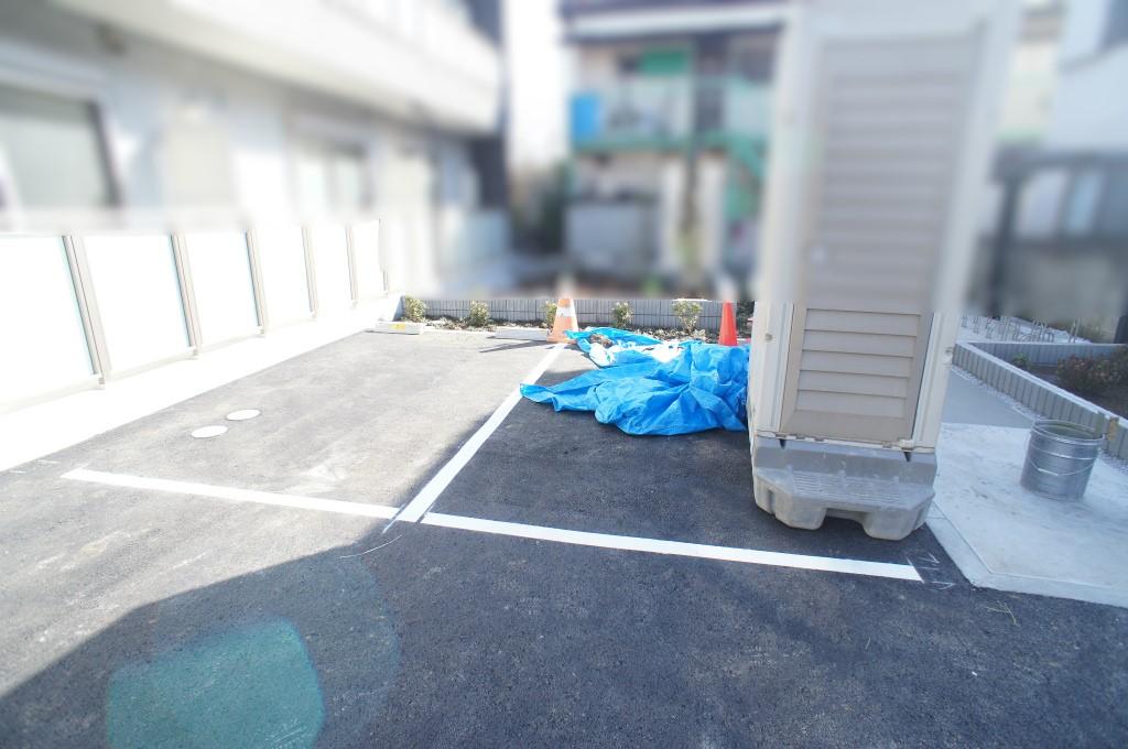 リブリ・ヤナギⅡ駐車場の外観・駐車場イメージ2枚目