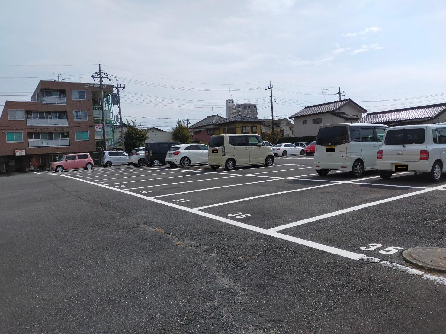 奥田駐車場の外観・駐車場イメージ1枚目