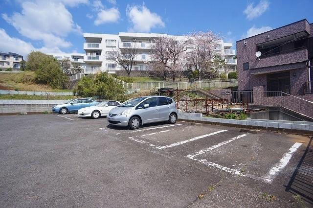 【914】井上駐車場の外観・駐車場イメージ3枚目