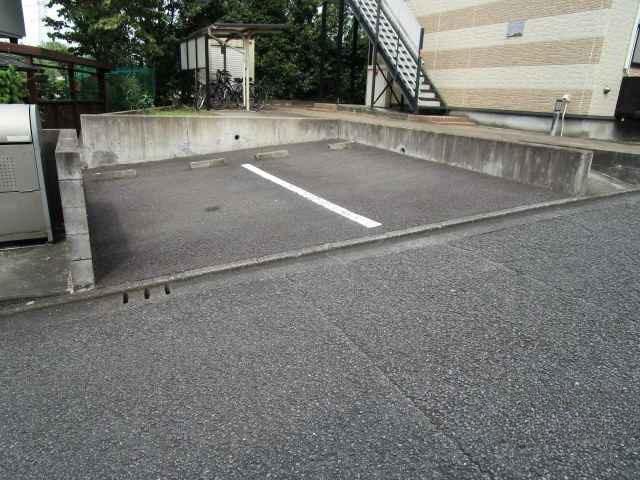 アミティエⅡ(32093)の外観・駐車場イメージ1枚目