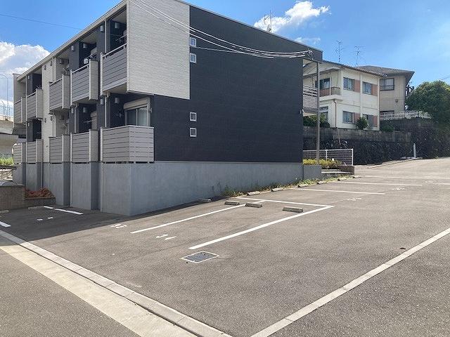 ミランダSouth ViewⅡ(56021)の外観・駐車場イメージ1枚目