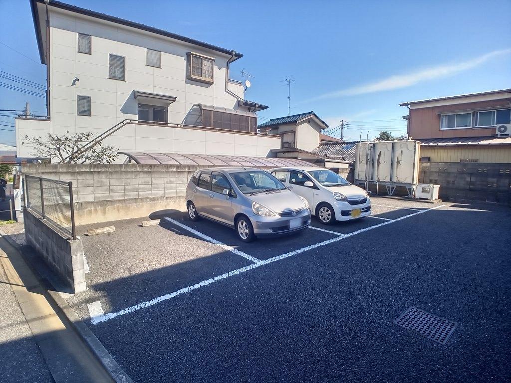 リバストン(28900)の外観・駐車場イメージ1枚目