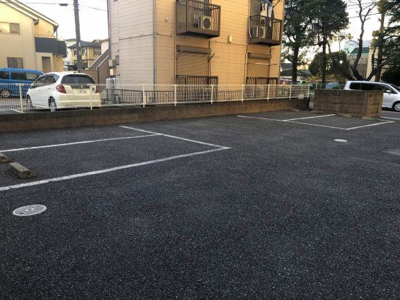 サンクフルコート(34819)の外観・駐車場イメージ1枚目