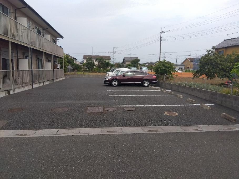 春日部市藤塚駐車場の外観・駐車場イメージ3枚目