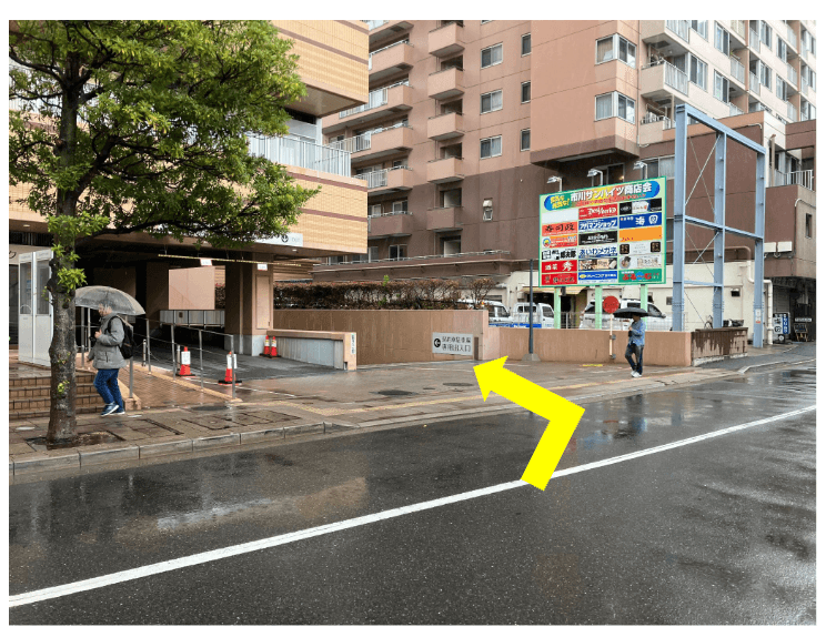 ザ タワーズ イースト(全体)の外観・駐車場イメージ3枚目