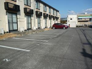 Smile(28683)の外観・駐車場イメージ1枚目