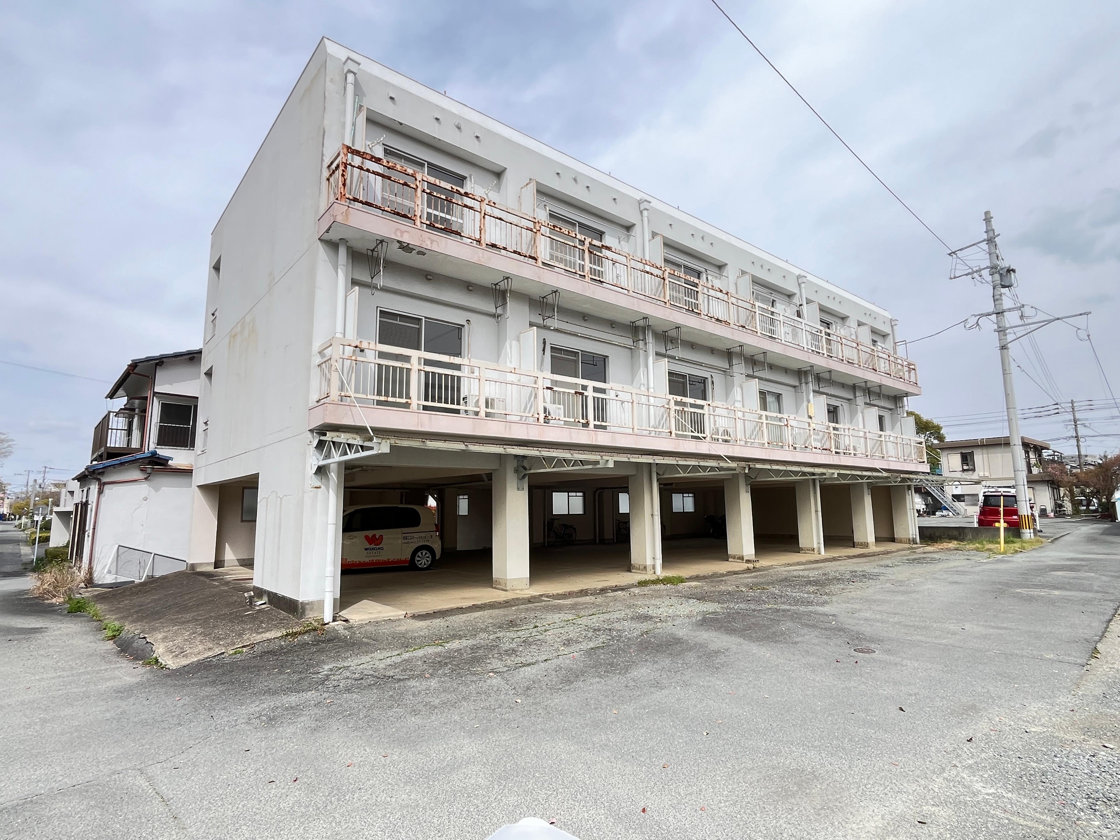 UQ旭町駐車場の外観・駐車場イメージ1枚目