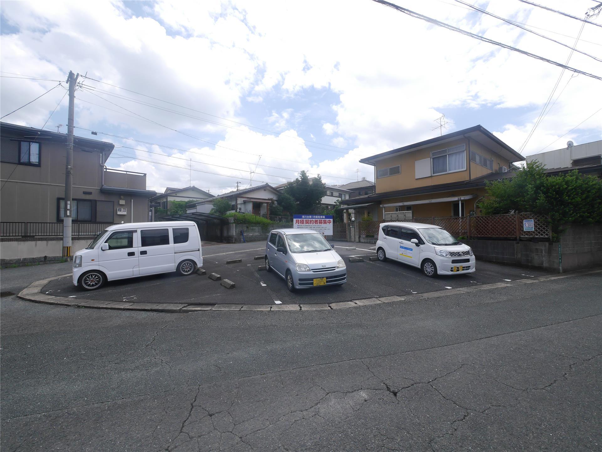 浅川台佐伯駐車場の外観・駐車場イメージ1枚目