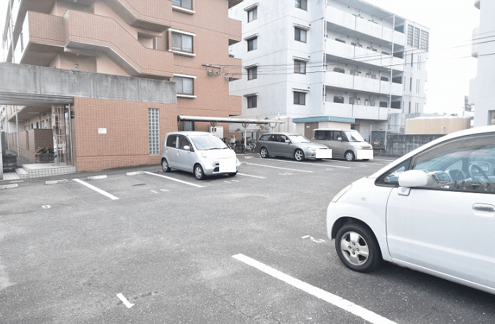 ファミーユ博多南の外観・駐車場イメージ2枚目