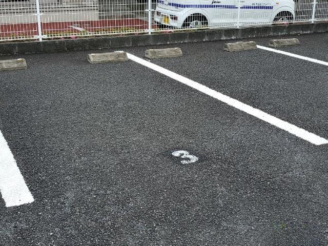 サウスヒルパレス(23411)の外観・駐車場イメージ1枚目