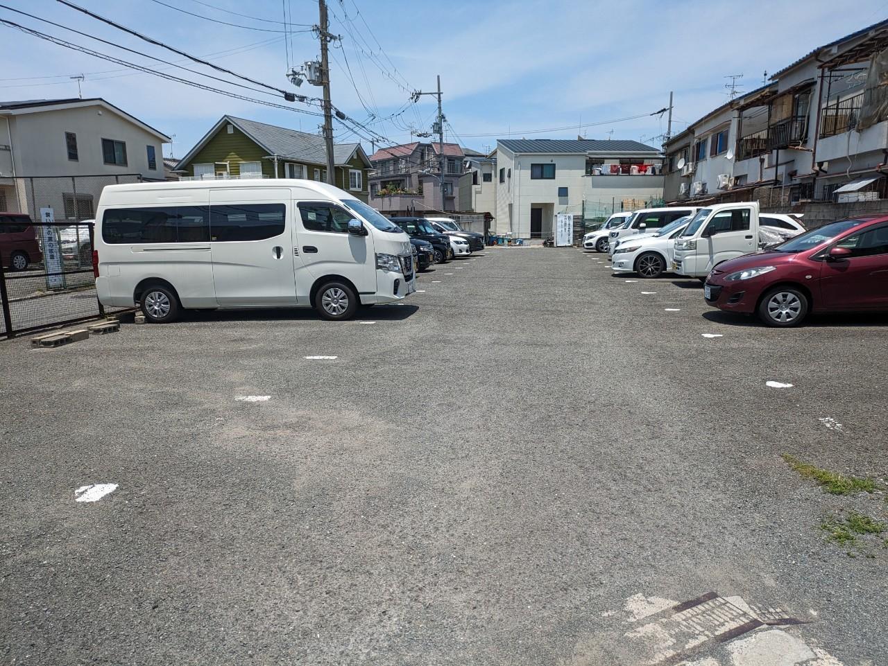 第2サツキモータープールの外観・駐車場イメージ3枚目