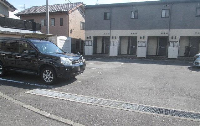 サン ヒル(38179)の外観・駐車場イメージ1枚目