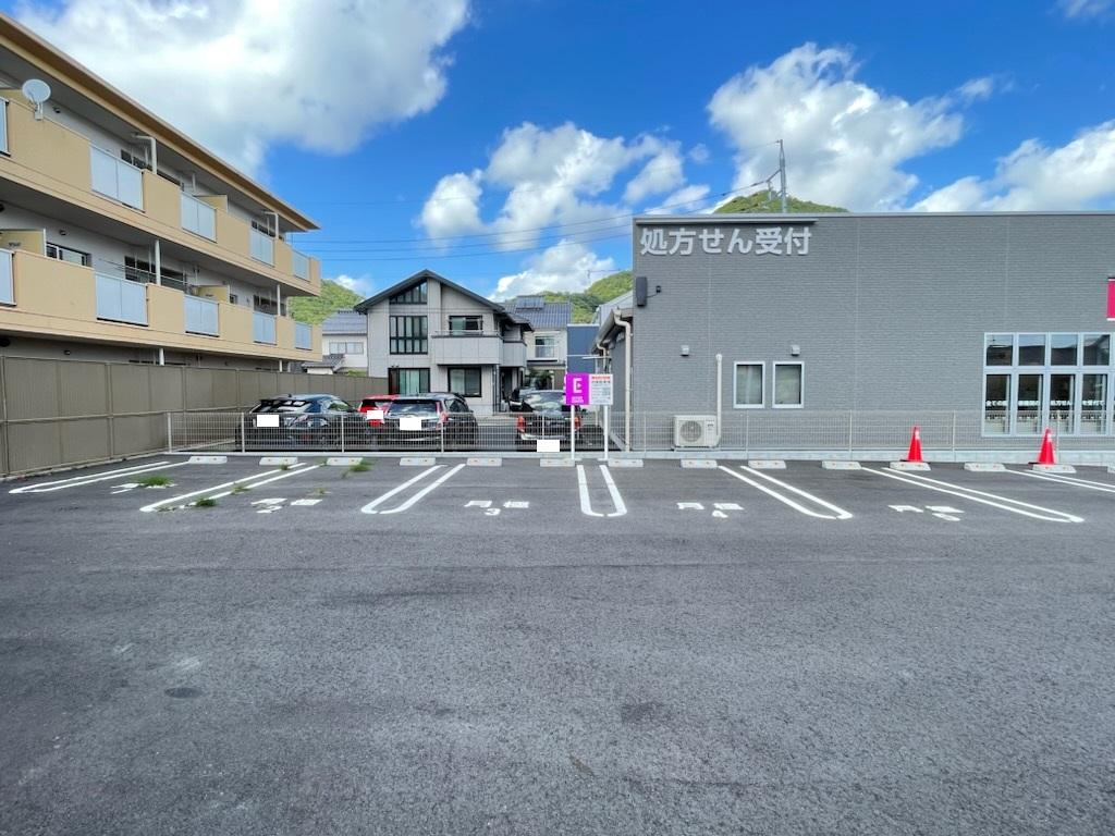 湯所町2丁目181駐車場の外観・駐車場イメージ1枚目