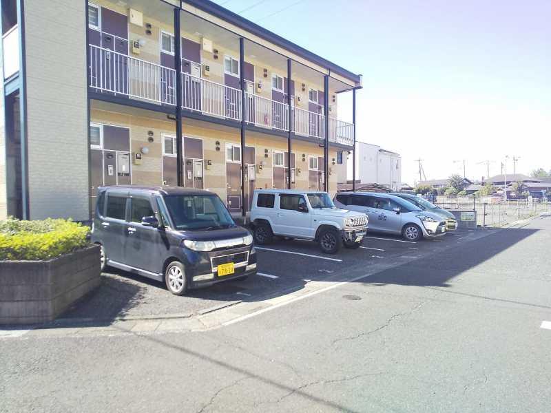 リベェール(25336)の外観・駐車場イメージ1枚目