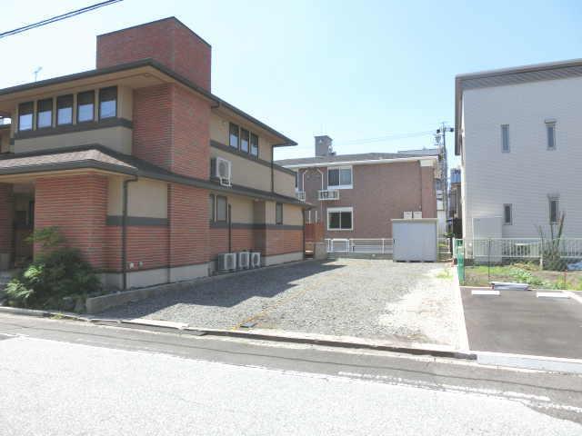 ワイズ・天王 第2駐車場の外観・駐車場イメージ2枚目