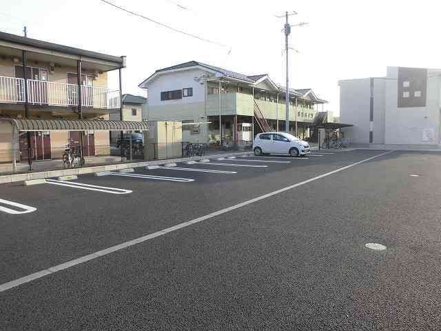 センターヒル(55523)の外観・駐車場イメージ1枚目