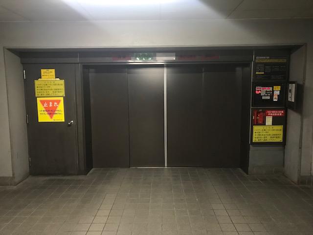 エアル本町ビルの外観・駐車場イメージ2枚目