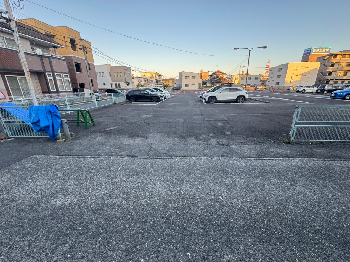 キューワパーキング2の外観・駐車場イメージ1枚目