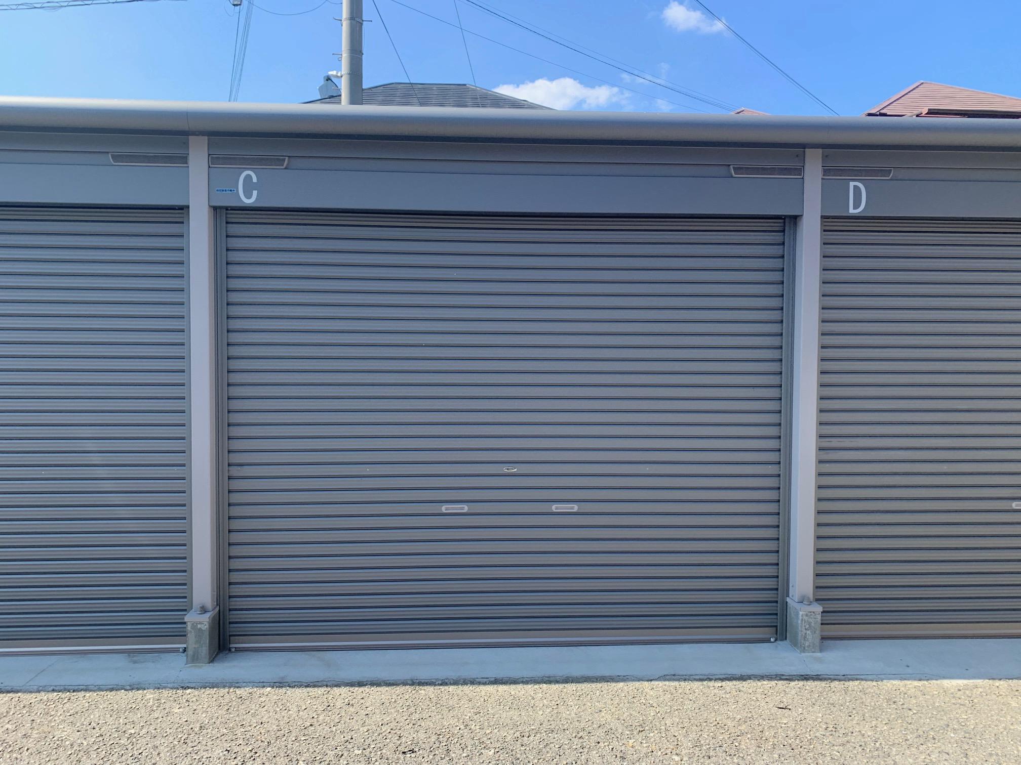 魚住町清水シャッター付駐車場の外観・駐車場イメージ2枚目