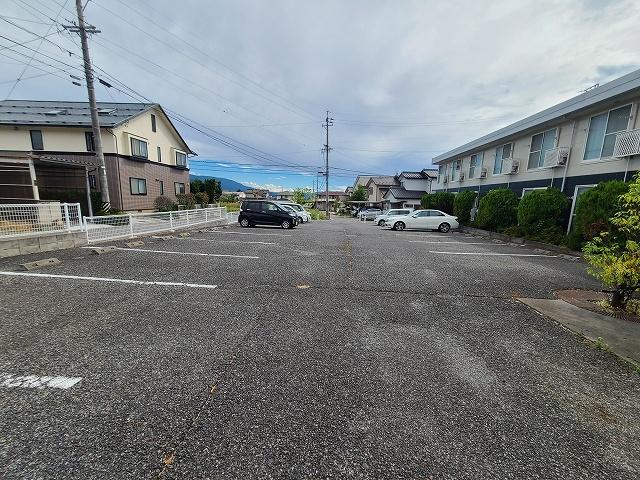 アツモリ(17246)の外観・駐車場イメージ1枚目