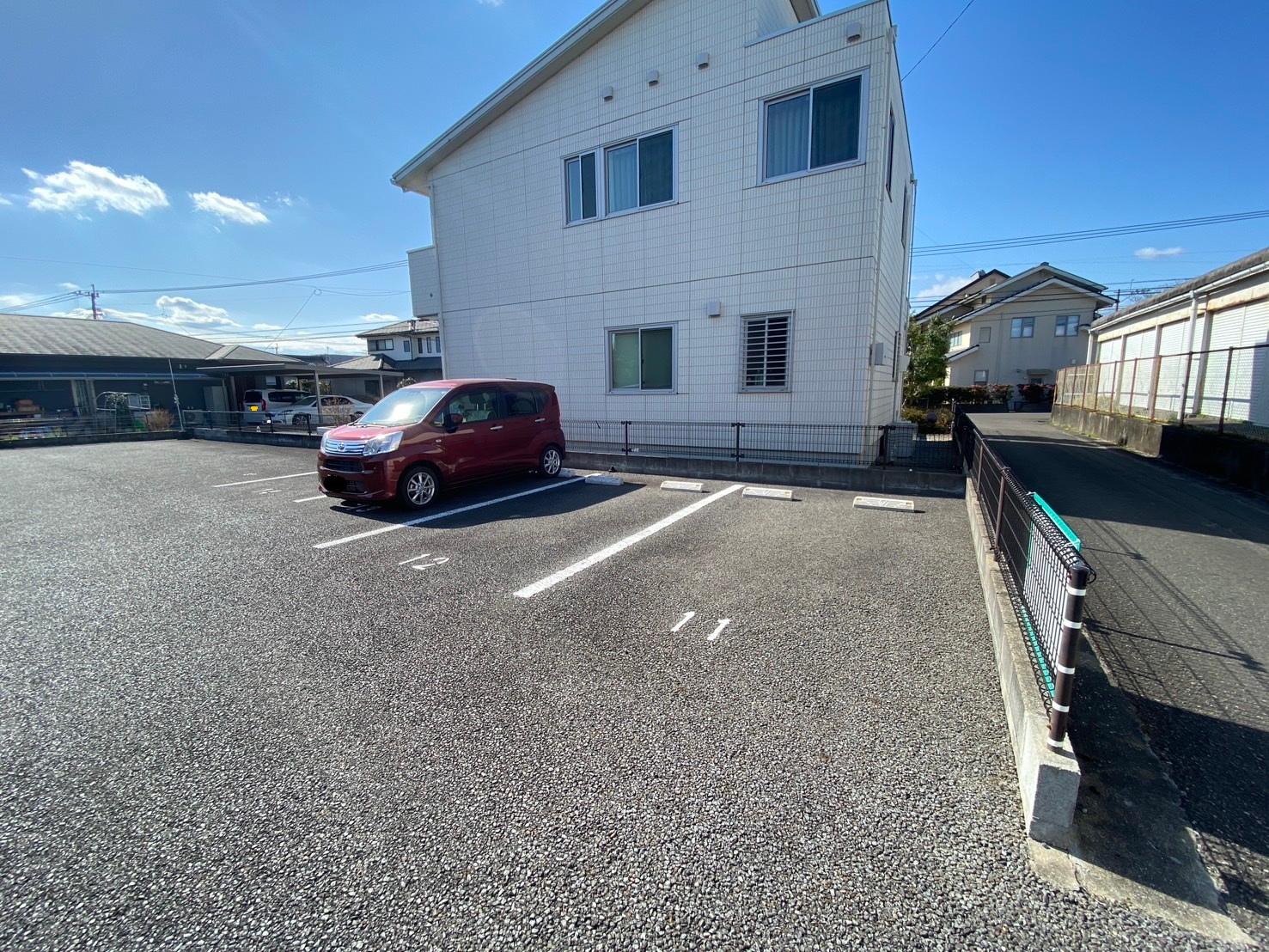 曽師なかむら駐車場の外観・駐車場イメージ3枚目