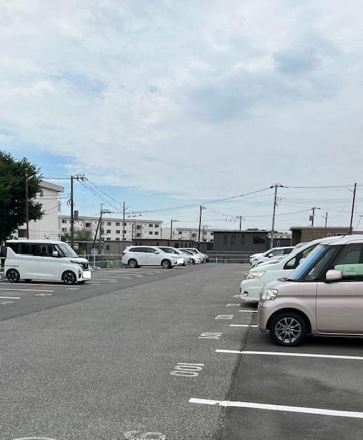 中野久木6430452駐車場の外観・駐車場イメージ2枚目
