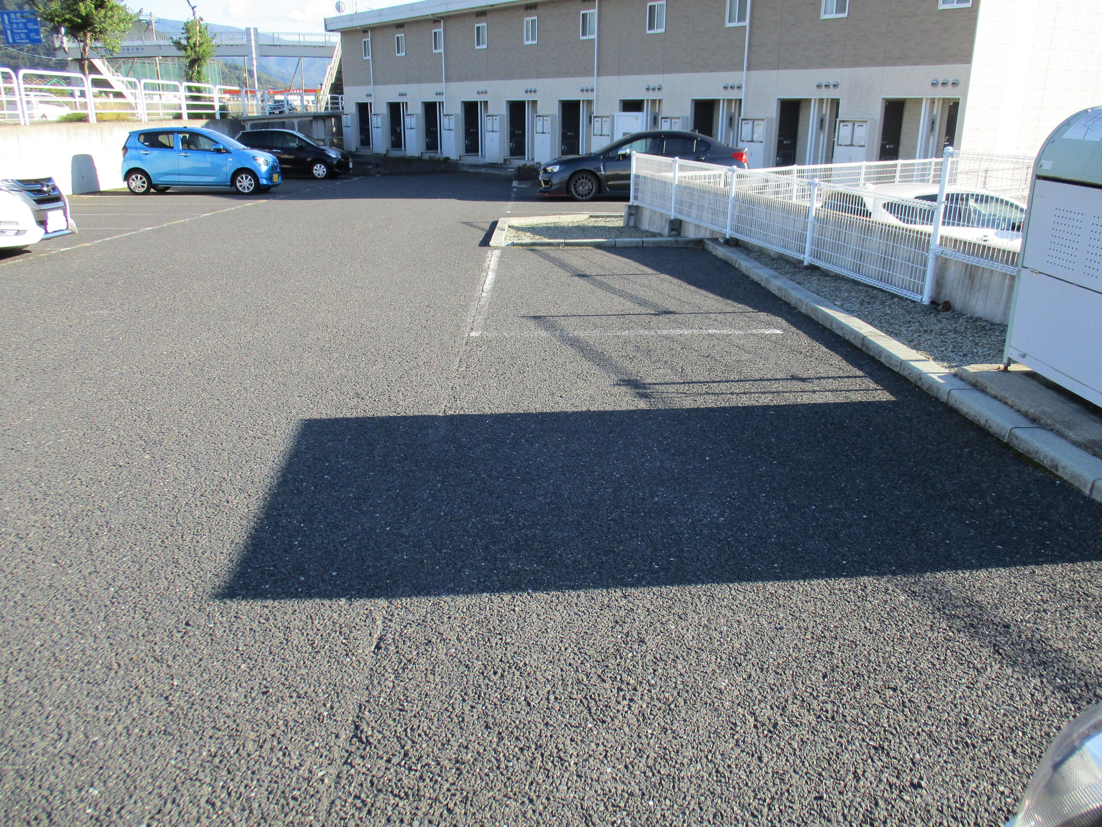 DAN(29636)の外観・駐車場イメージ1枚目