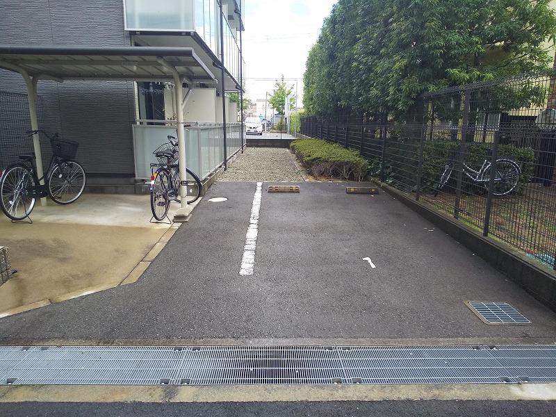 カルミア(46101)の外観・駐車場イメージ1枚目