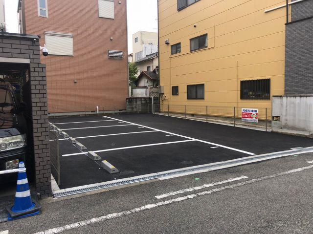 山本様駐車場の外観・駐車場イメージ2枚目