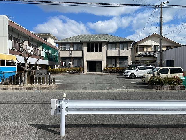 FKメゾン メルベーユ駐車場の外観・駐車場イメージ1枚目