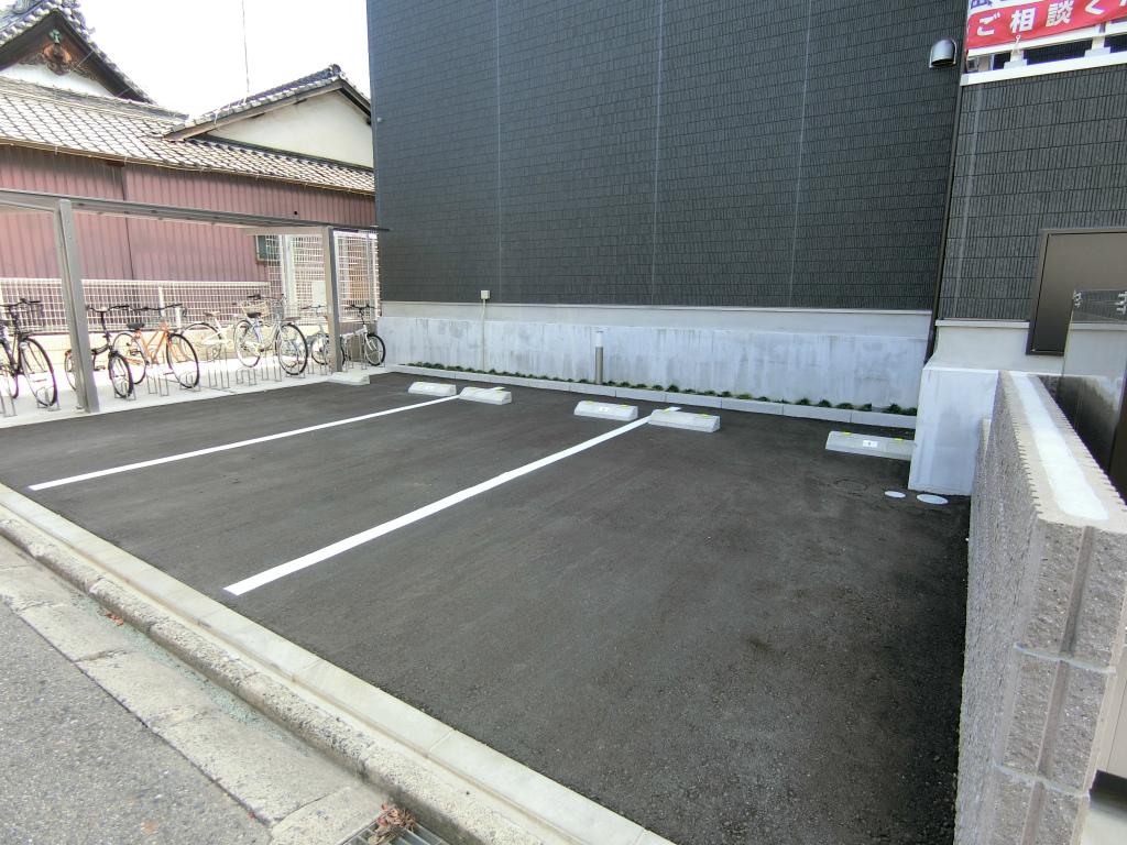 リブリ・御器所ザ・ファースト駐車場の外観・駐車場イメージ1枚目