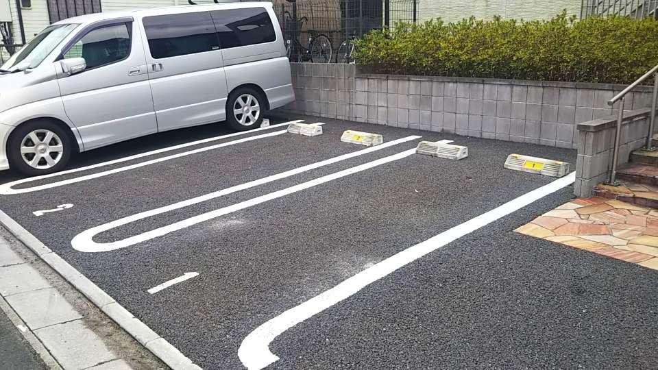 クレイノシエル ブルー(56351)の外観・駐車場イメージ1枚目