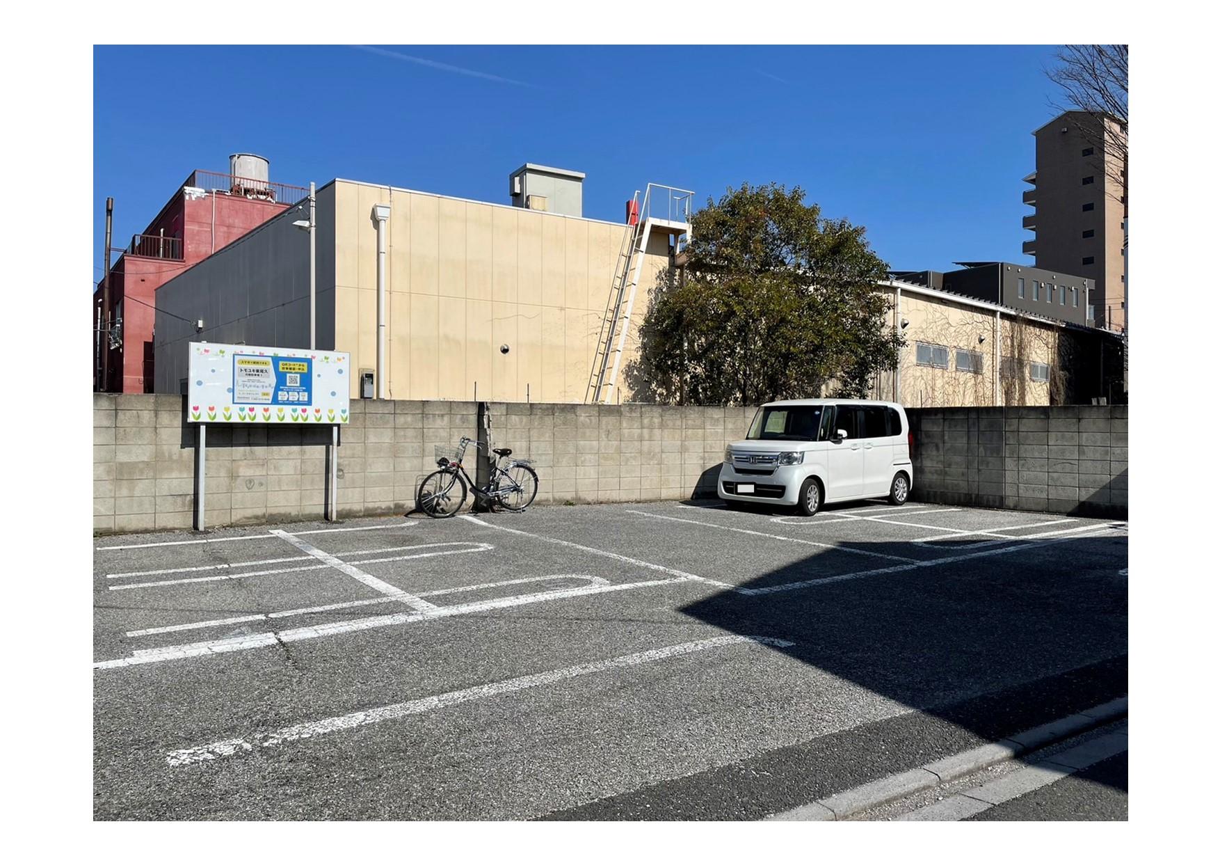 トモユキ東尾久月極駐車場1の外観・駐車場イメージ3枚目