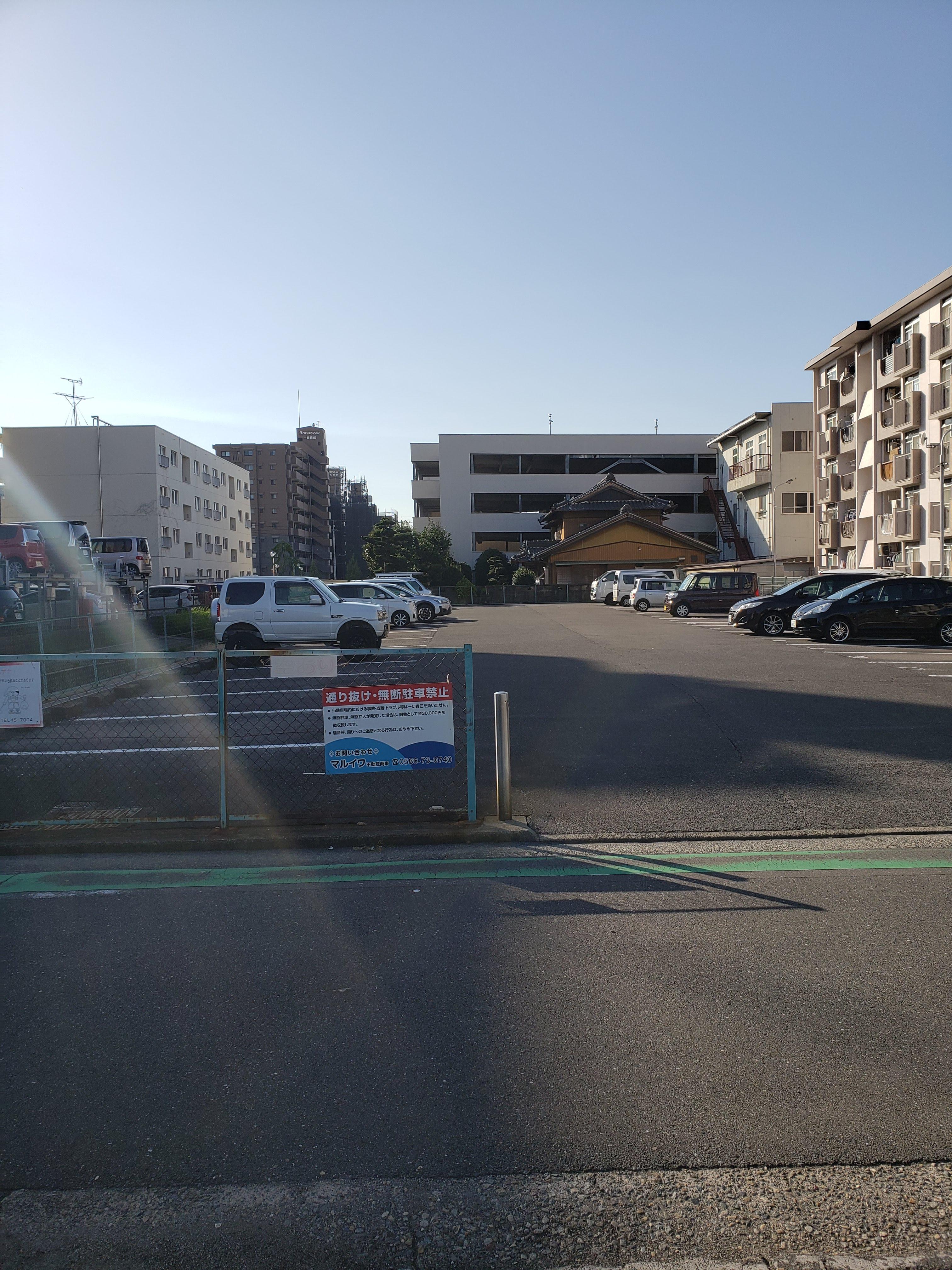 マルイワ・枠杁三丁目駐車場の外観・駐車場イメージ2枚目