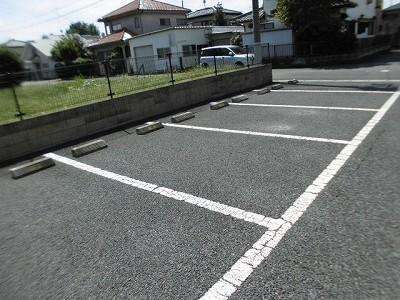 アプリコーゼ(27070)の外観・駐車場イメージ1枚目