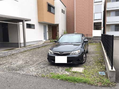 谷澤ガレージの外観・駐車場イメージ2枚目