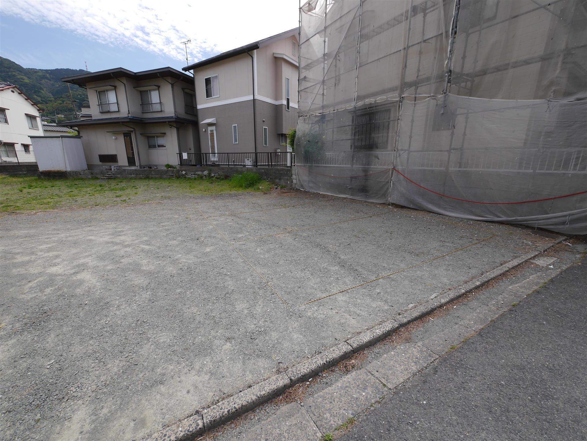 ジョイフル東川頭NO,2駐車場の外観・駐車場イメージ3枚目