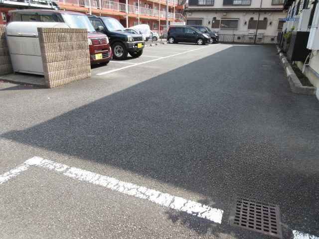 ファインパレス(37204)の外観・駐車場イメージ1枚目