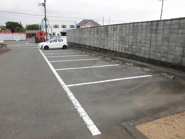 ニシキ(23703)の外観・駐車場イメージ2枚目