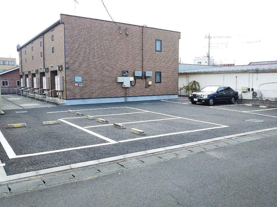 グリーンヒルズⅡ(52709)の外観・駐車場イメージ1枚目