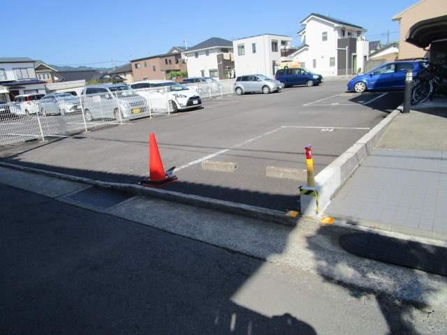 エスポアールⅢ(27253)の外観・駐車場イメージ1枚目