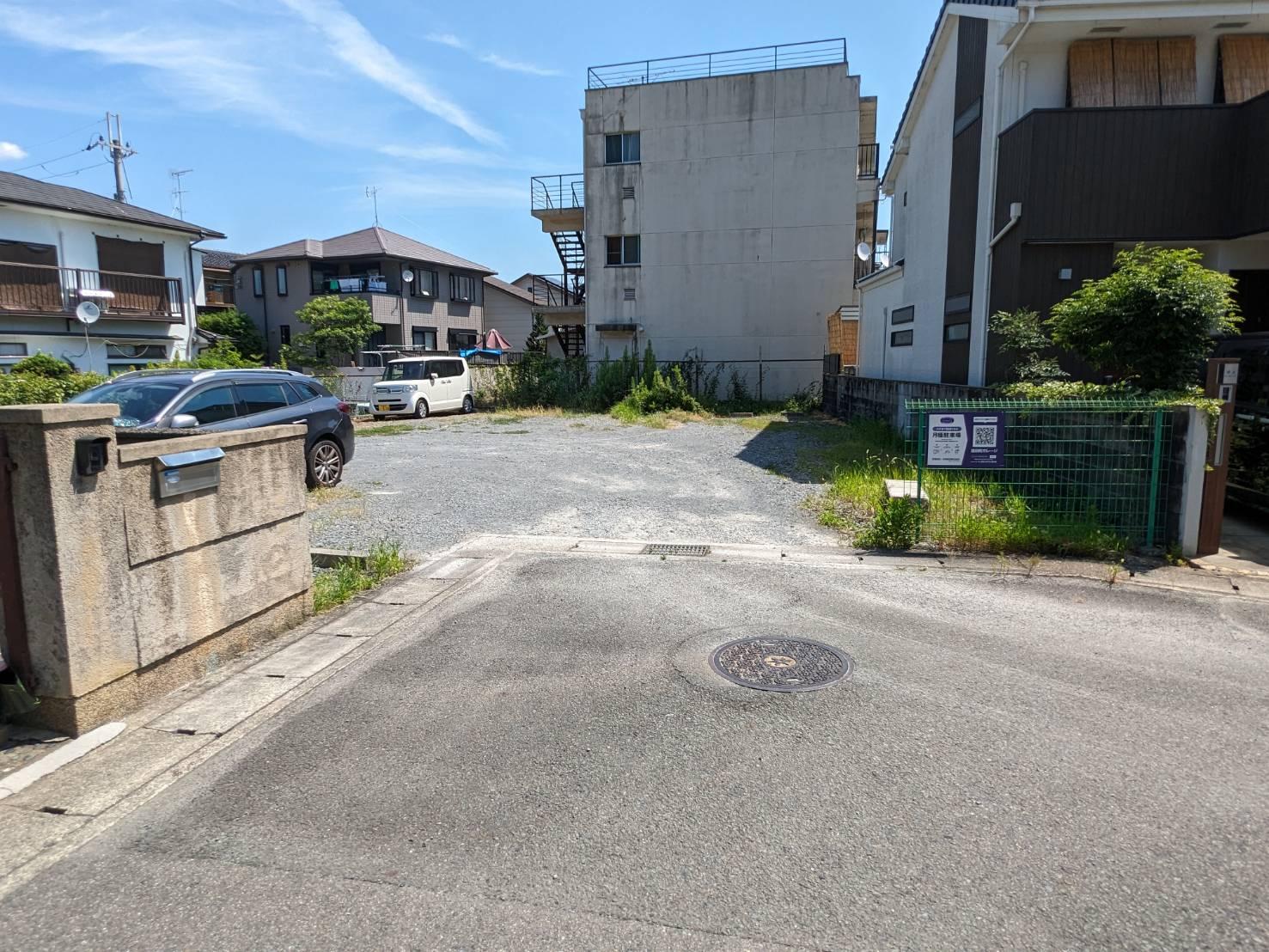 扇田町ガレ-ジの外観・駐車場イメージ1枚目