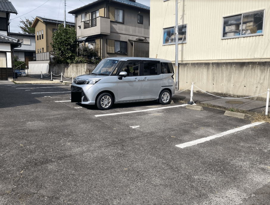 カワイ駐車場の外観・駐車場イメージ3枚目